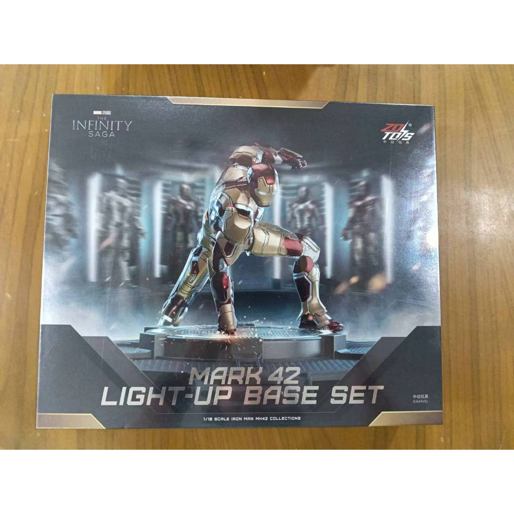 🔥แท้พร้อมส่งจากไทย ภาคใหม่🔥Model Ironman Mark42+ Light up base ZD TOYS สูง 14-15เซ็น สเกล1/10