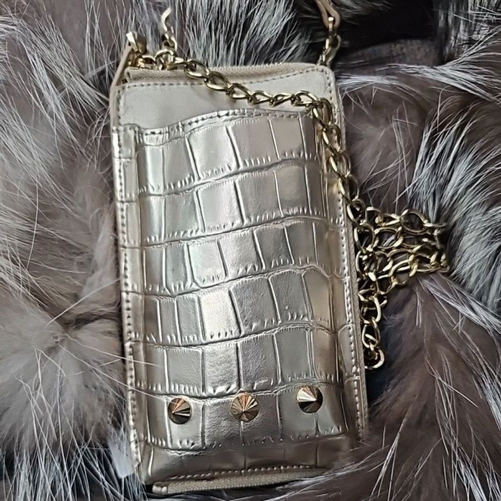 Phone bag แบรนด์ Finn_Esker