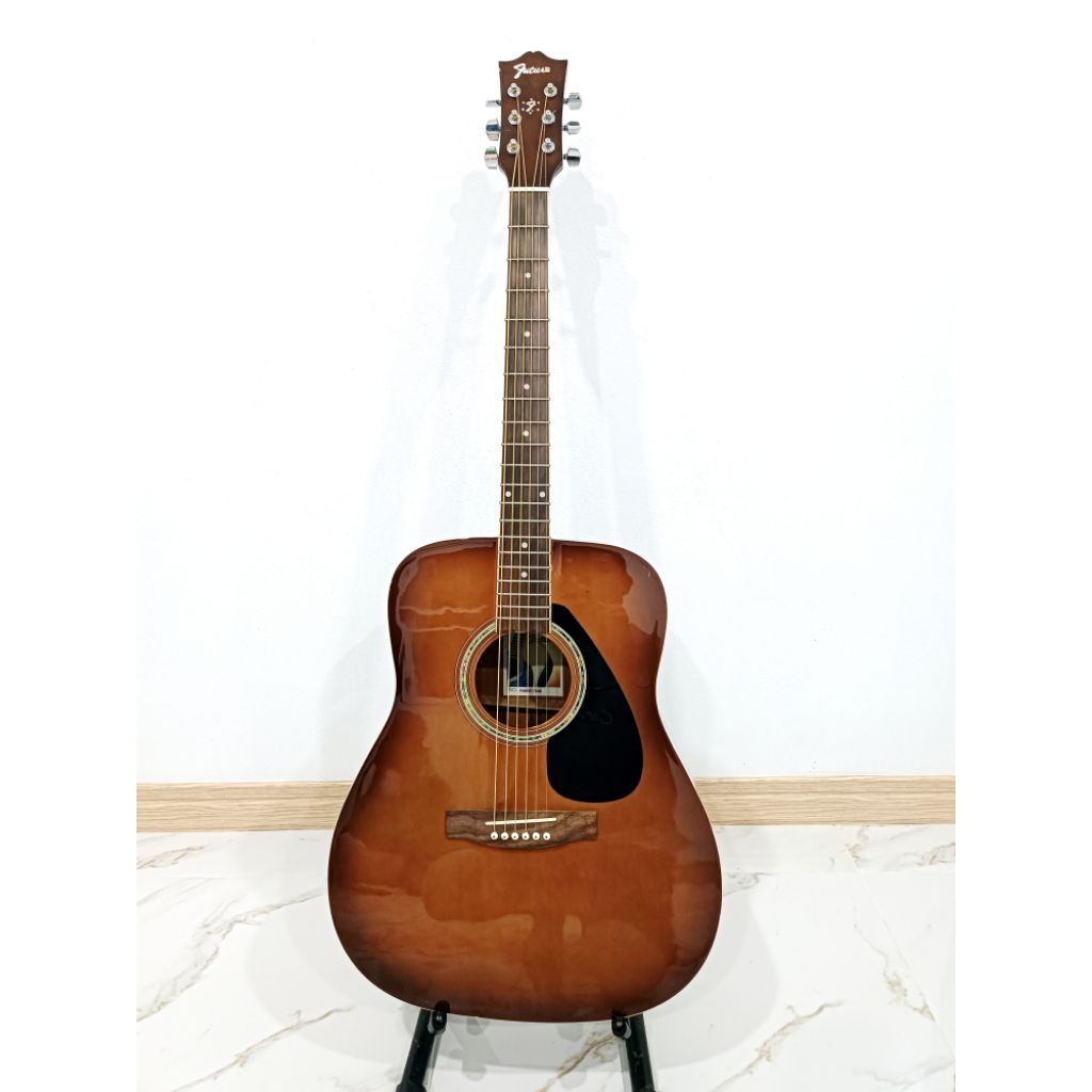 กีตาร์โปร่ง Future FAG007 สวยๆถูกๆ