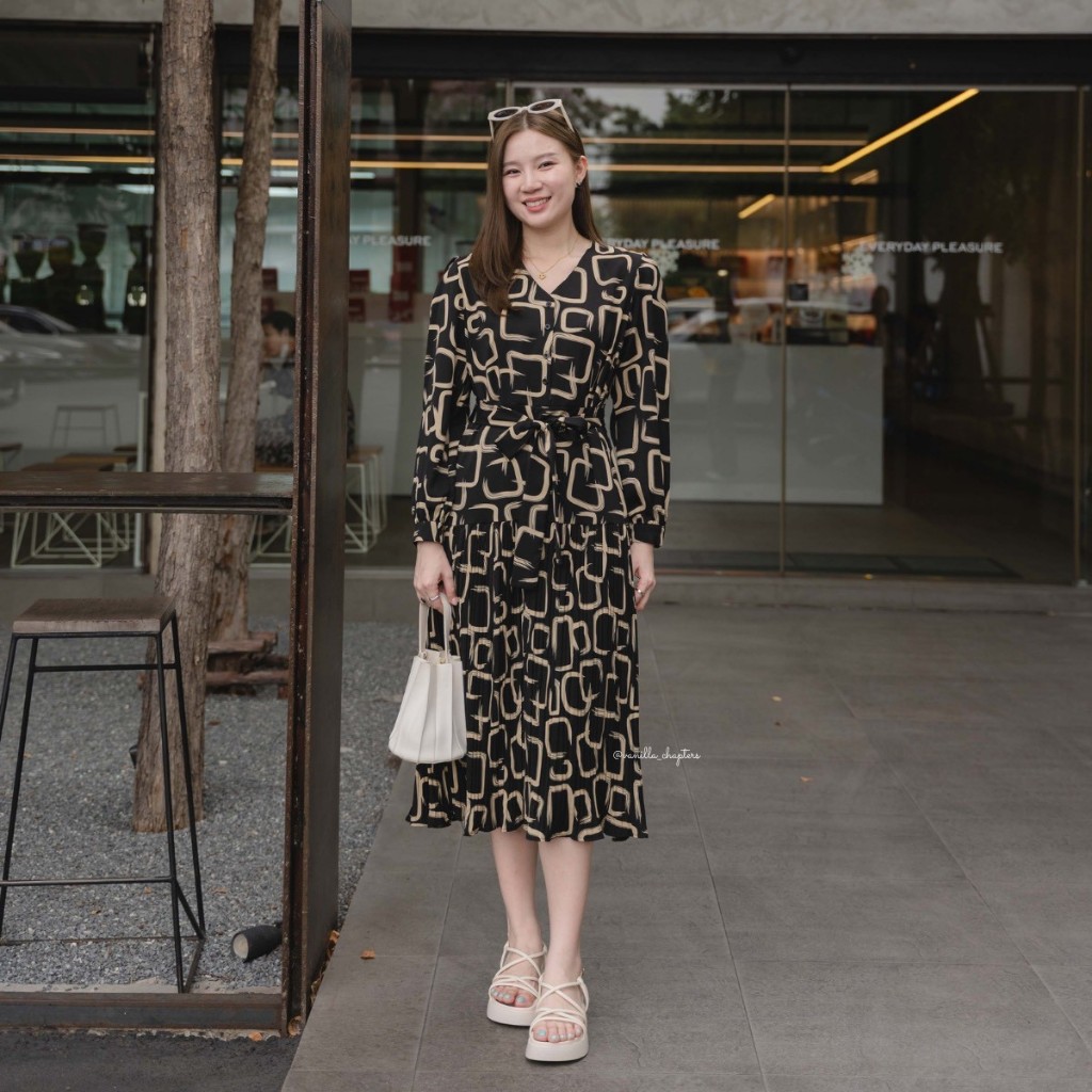 emily dress (vanilla_chapters)