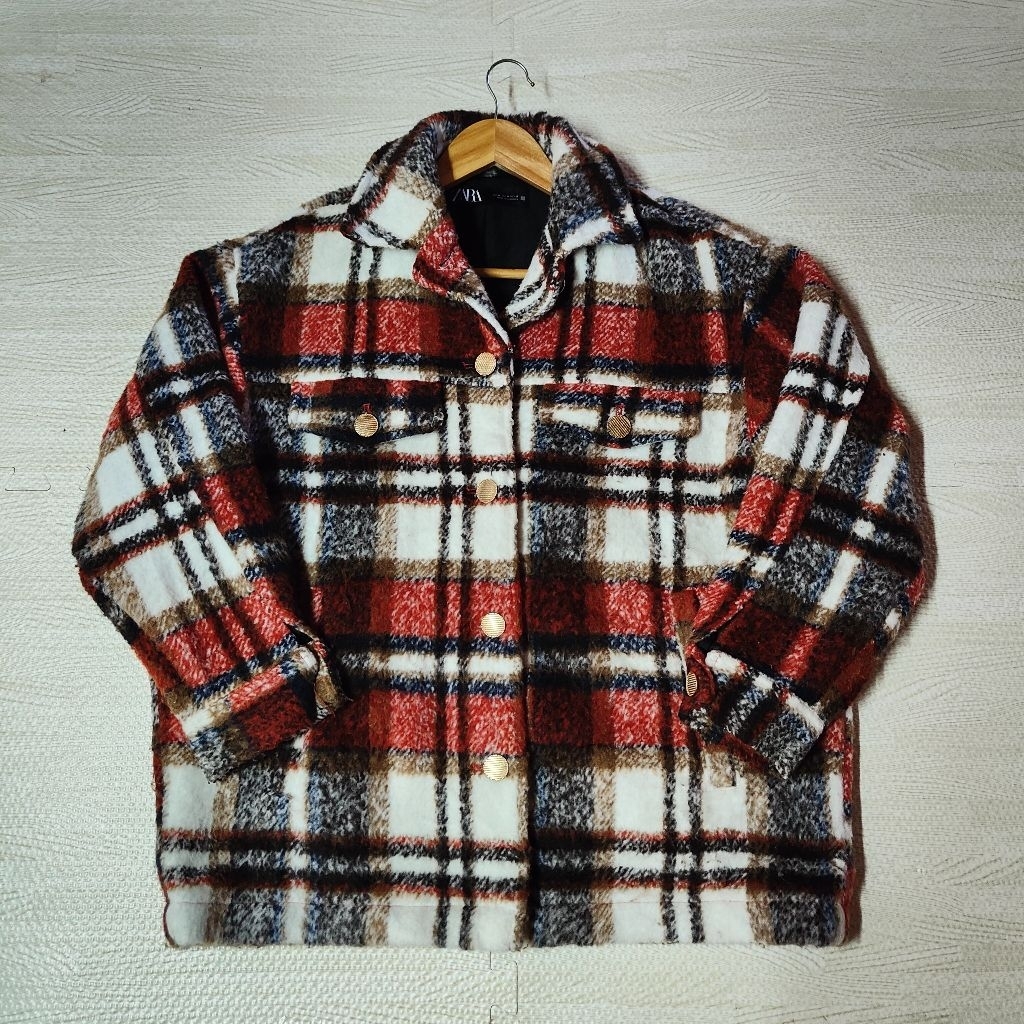 ZARA Jacket เสื้อแจ็คเก็ต แขนยาว คอปก Size EUR M มือ2