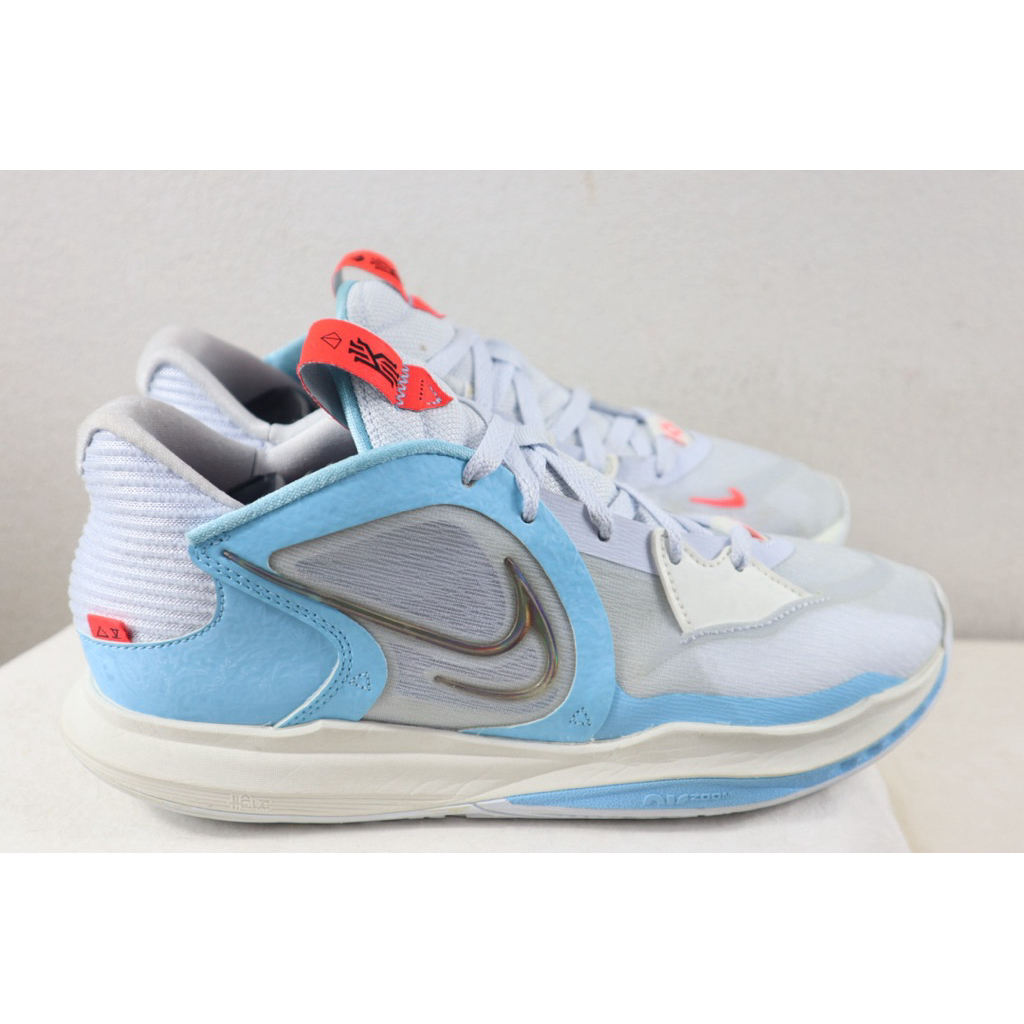 Nike Kyrie 5 Low “Football Grey” #แท้ 🔖10US=44EURO=28CM