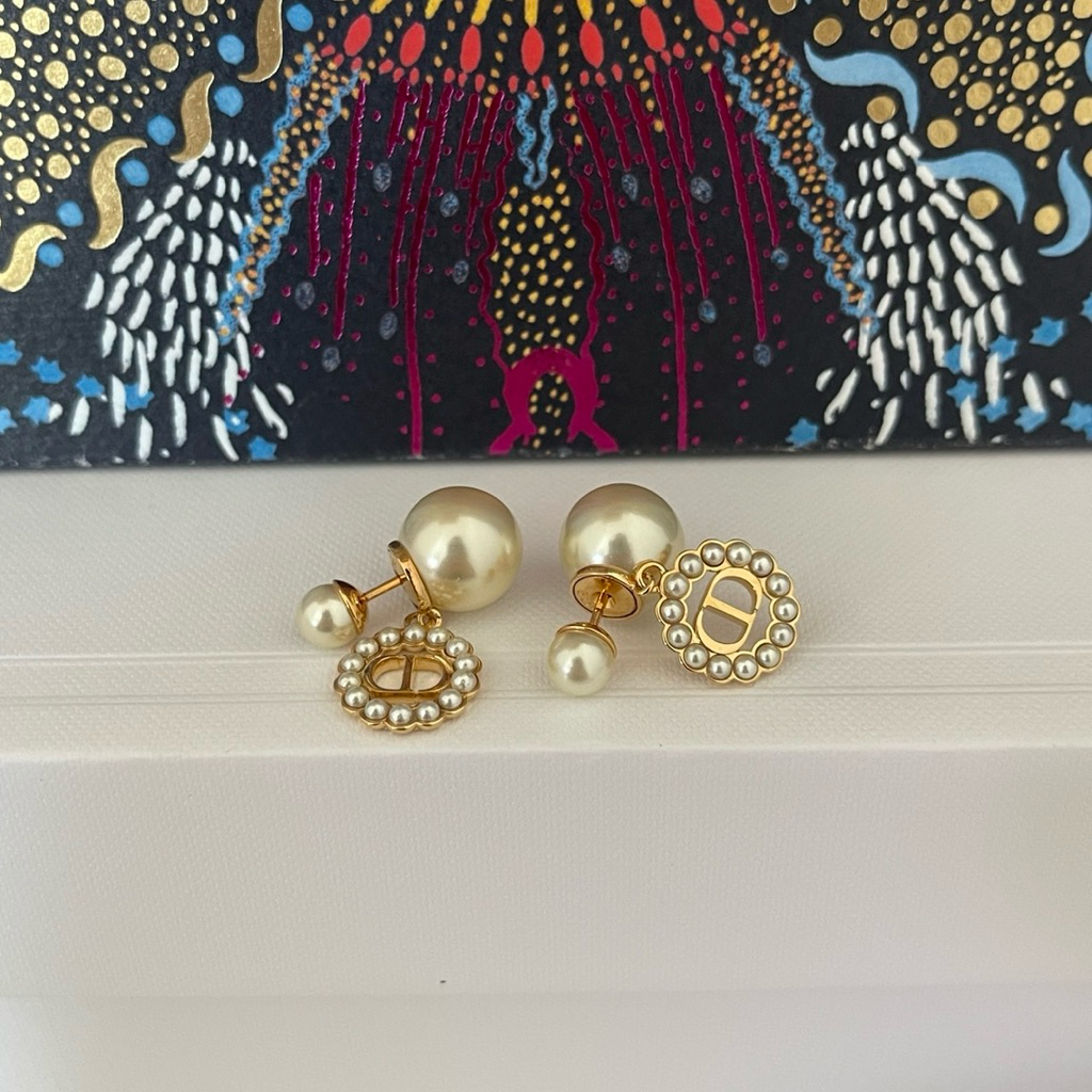 ต่างหู Dior Tribales Earrings ต่างหูของแท้100%