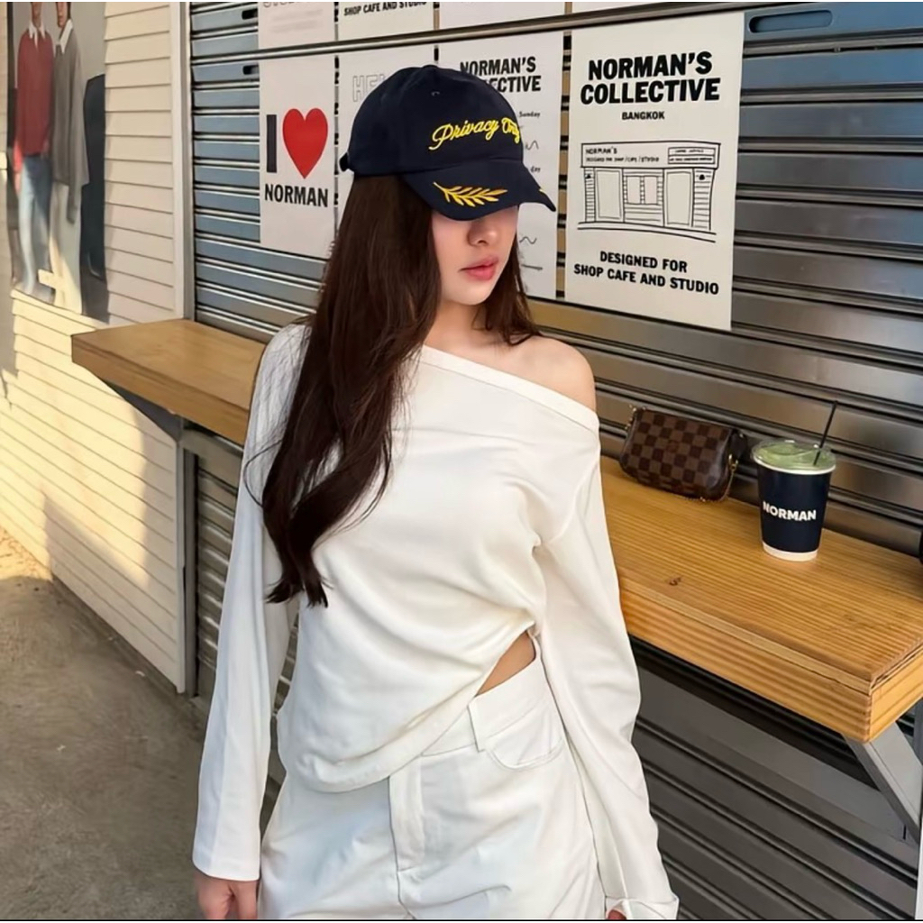 เสื้อแขนยาวคอปาด ผ้าคอตตอน ผ้านุ่มใส่สบาย (ปาดไหล่แขนยาว)