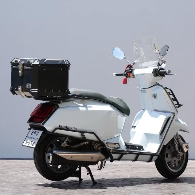 แร็คท้าย Motoskill สำหรับ Lambretta X300 **ต้องติดตั้งทับกันตกเดิมเท่านั้น** / Top Rack