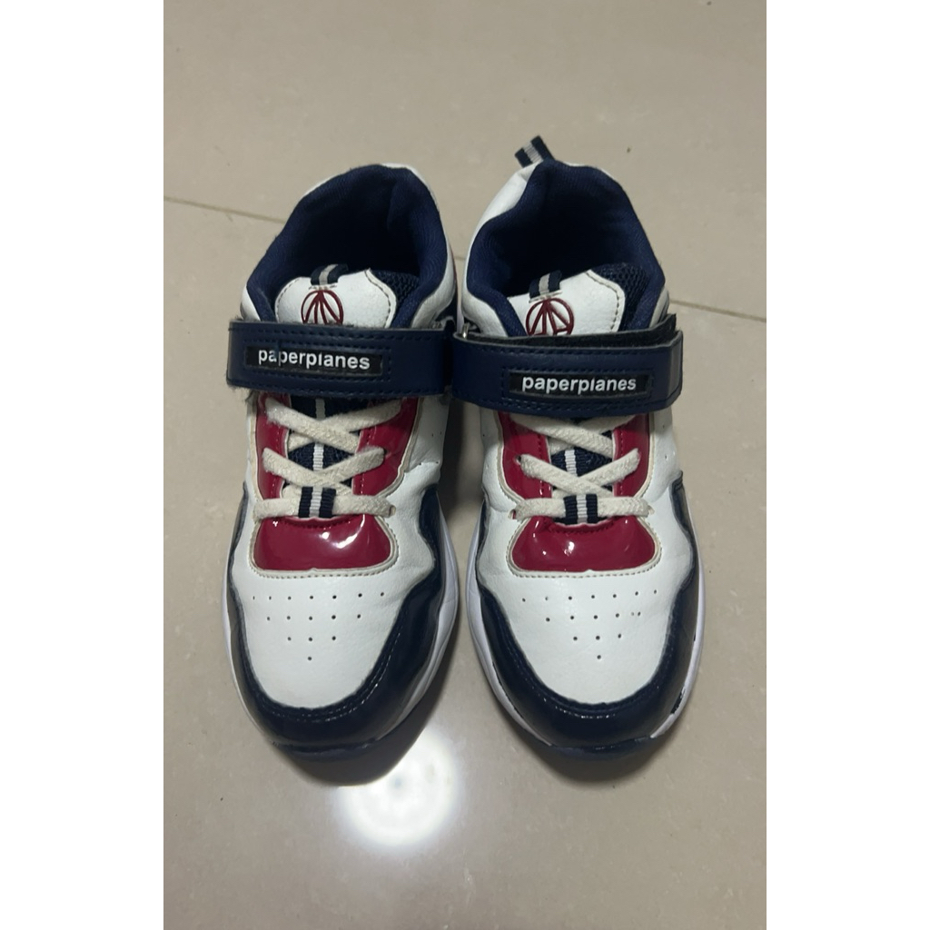 รองเท้าเด็ก Paperplanes ไซร้33 มือ2 ของแท้
