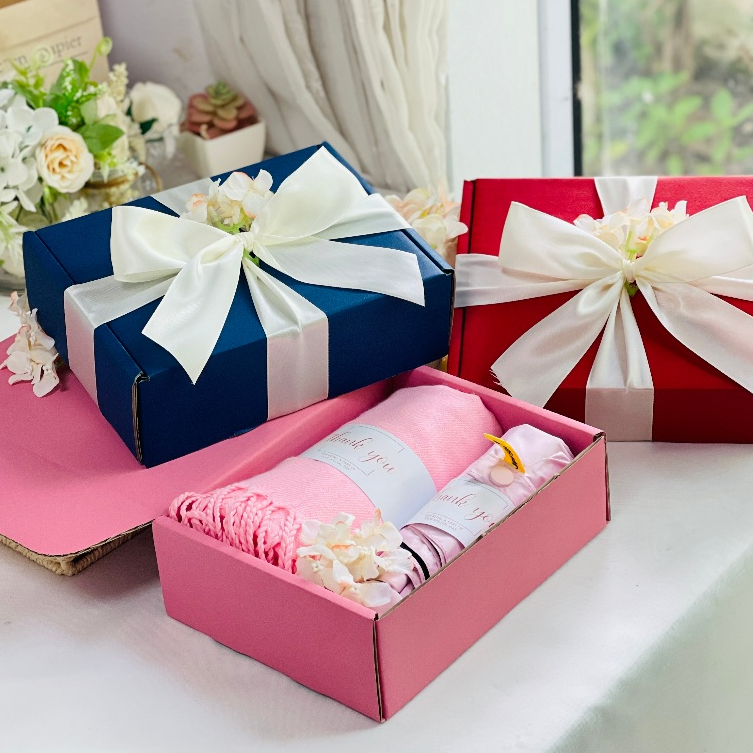 ผ้าคลุมไหล่ + ร่มกันUV ของรับไหว้ ของขวัญวันเกษียณ ของขวัญปีใหม่