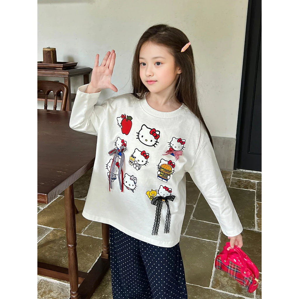 (**พร้อมส่งจากในไทย**) NO.899 เสื้อแขนยาวเด็ก*สีขาว*ลายแมวมีโบว์ (เฉพาะเสื้อเท่านั้น)