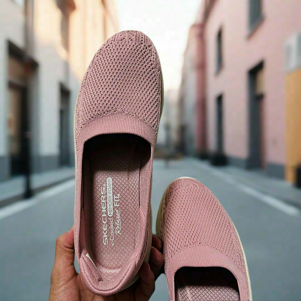 (USED) รองเท้า SKECHERS ผู้หญิง MODERN D’LUX BRUNCH BUBBLE