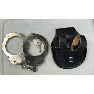 กุณแจมือสำหรับตำรวจผู้รักษาความปลอดภัย