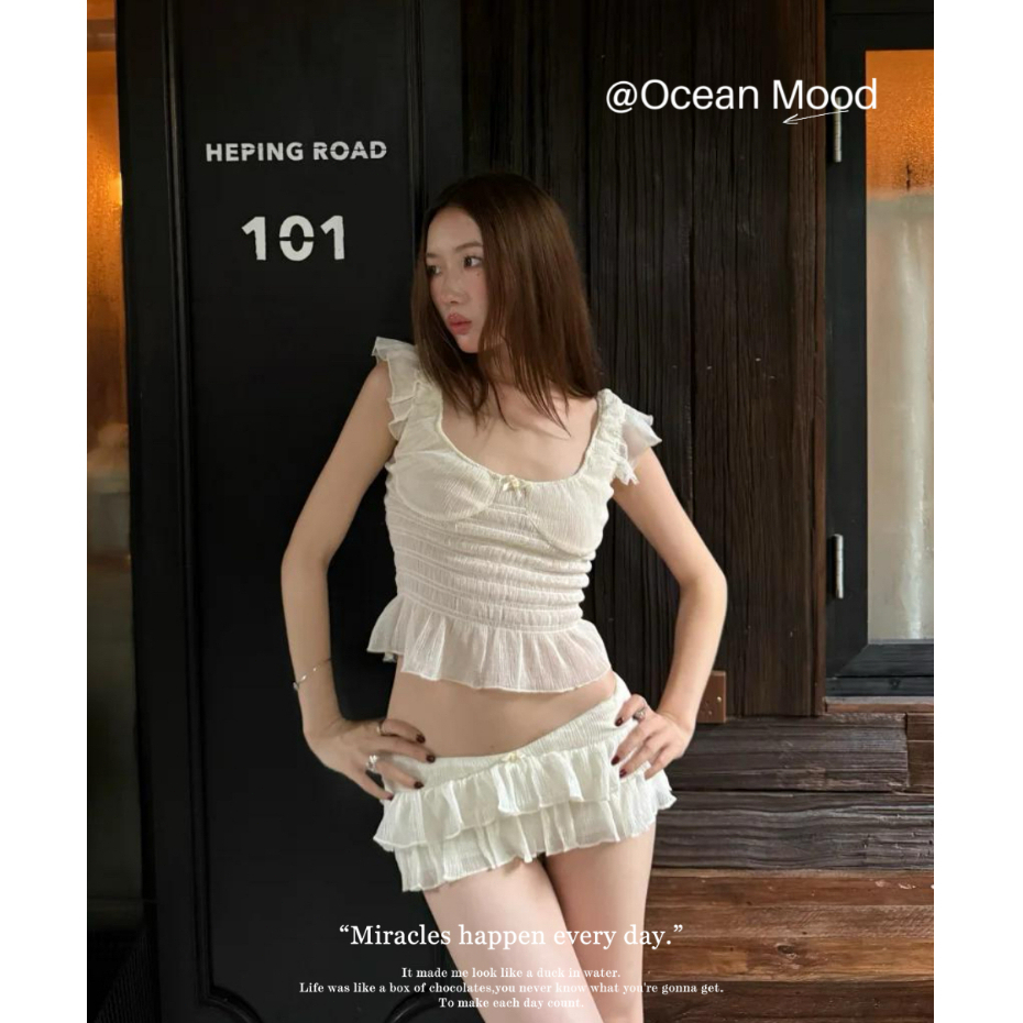 Beach Set ชุดเซ็ทไปทะเล เสื้อเปิดไหล่เอวสม็อคสุด+กระโปรงพริ้วสุด ลุคฝรั่งเศสวินเทจ  | Ocean Mood