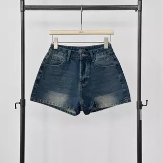 Atipashop - Leather Patch Short Jeans (#ATP604) กางเกงยีนส์ขาสั้น ดีเทลกระเป๋าหนัง