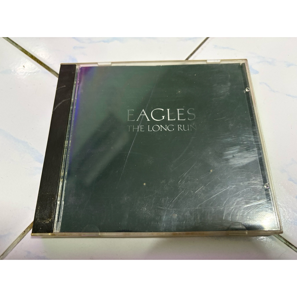 CD : EAGLES - THE LONG RUN.