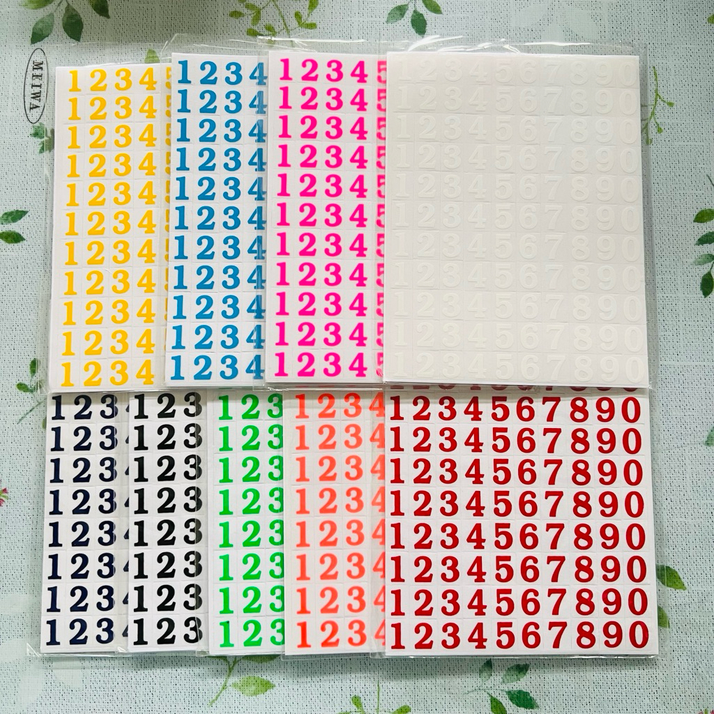 สติ๊กเกอร์ตัวเลขอารบิก 1-0 ทั้งหมด 110 ตัว ขนาด 1ซ.ม. * 1.3 ซ.ม.