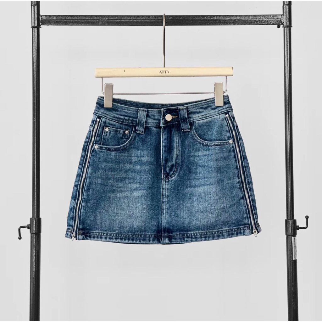 ใหม่🔥ATIPA กางเกงกระโปรงยีนส์ ซิปข้างรูดได้ทั้งสองข้าง ทรงสวยน่ารัก สียีนส์ ไม่มีตำหนิ