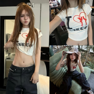 I LOVE GIRLS BABY TEE (Slim fit) | baddielabwear