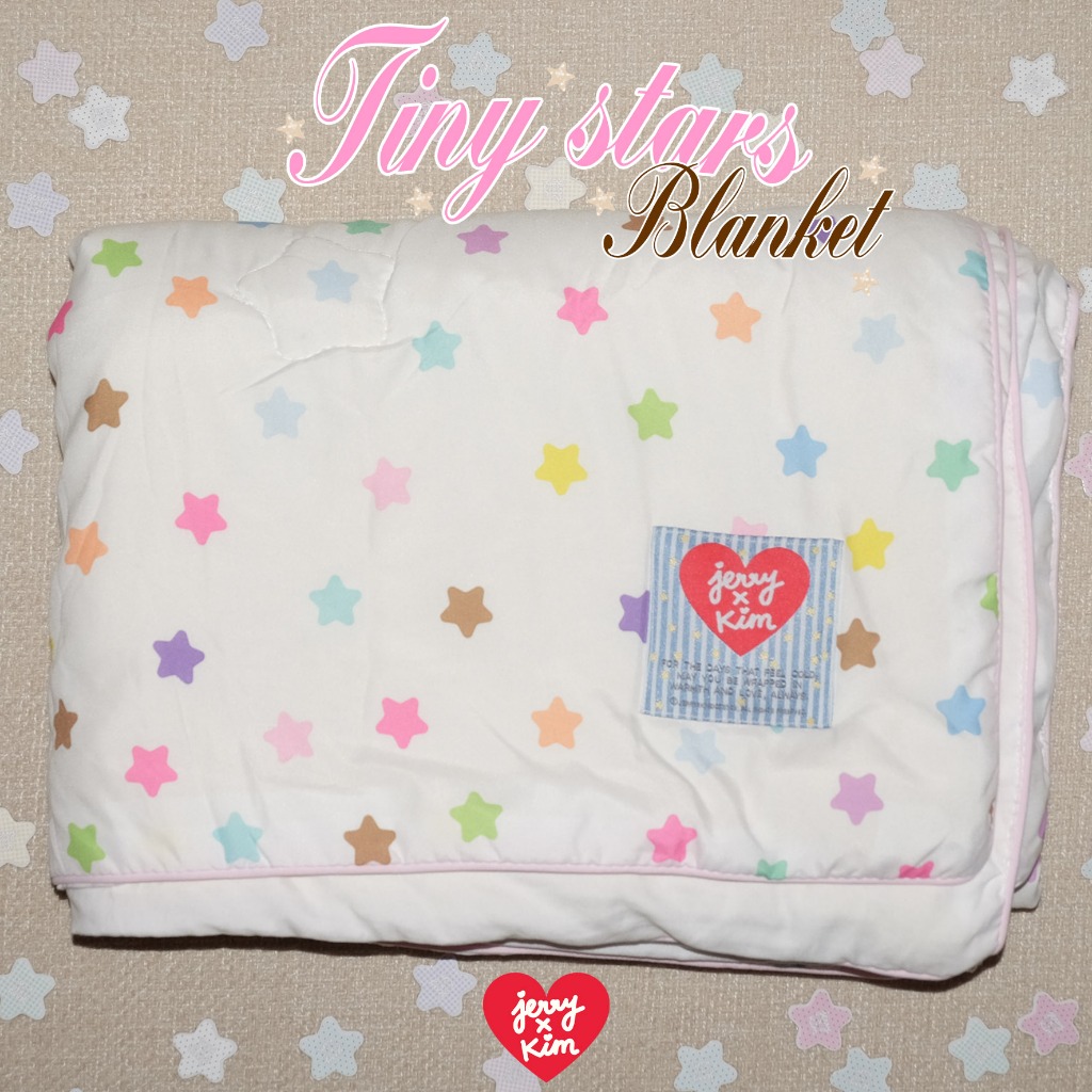 Tiny stars blanket⭐️ Jerryxkimdotstick ดูภาพและอ่านรายละเอียดก่อนสั่งนะคะ🙏