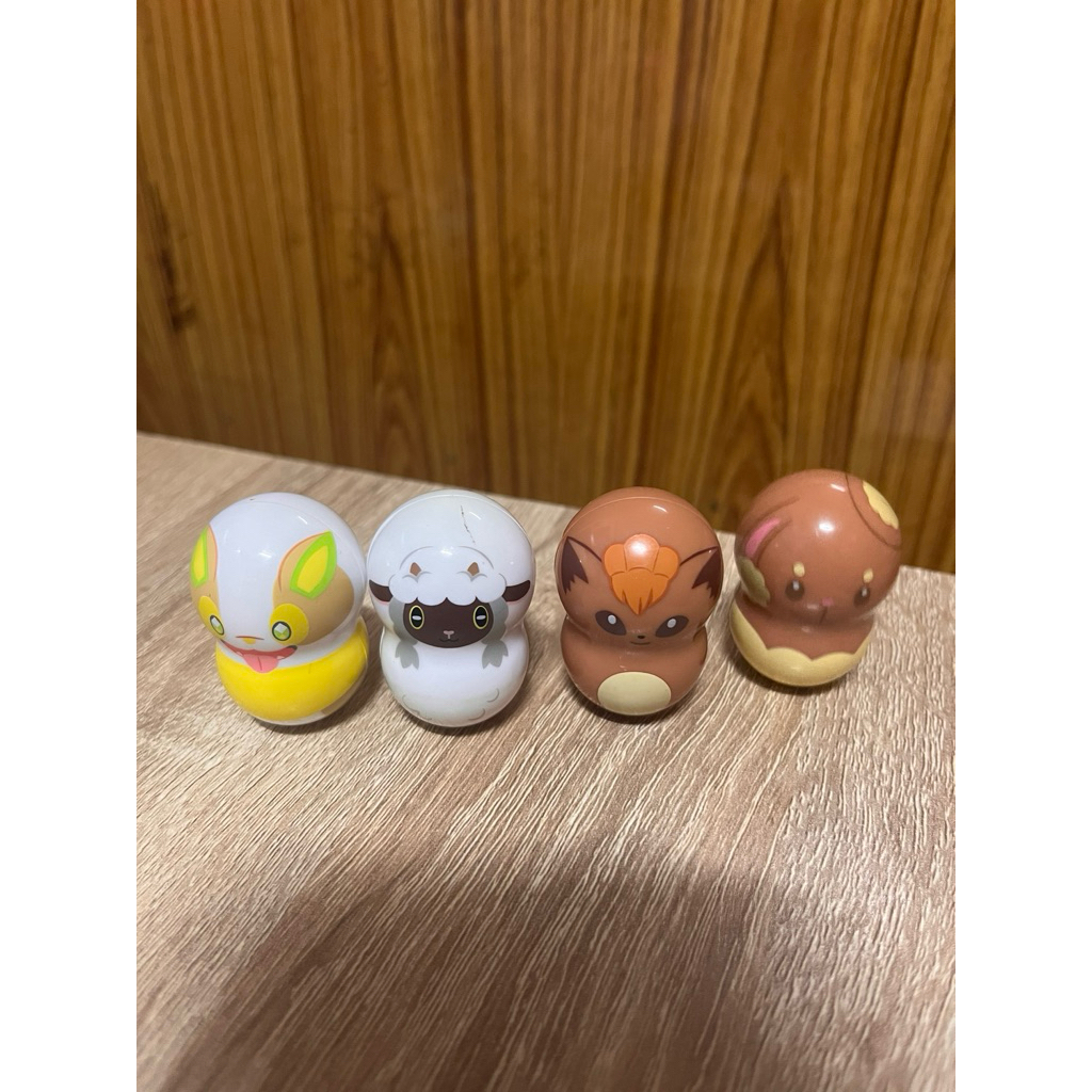 ตุ๊กตาล้มลุก Coo'nuts Pokemon