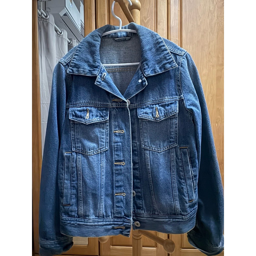 Jacket ผู้หญิงผ้ายีนส์ GU