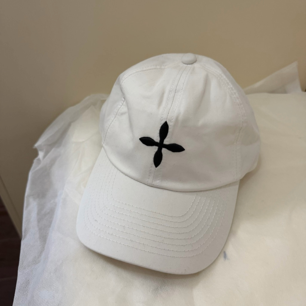 smfk cap white color