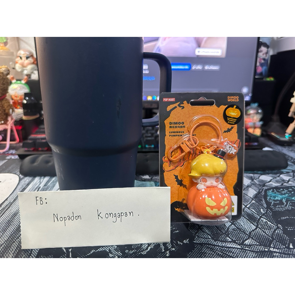 Dimoo luminous pumpkin พวงกุญแจ Dimoo เปิดไฟได้