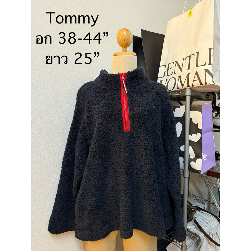 สเวตอร์ Tommy hilfiger มือสองสภาพดี