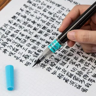 Pentel พู่กันหมึกในด้าม สำหรับการเขียน Calligraphy