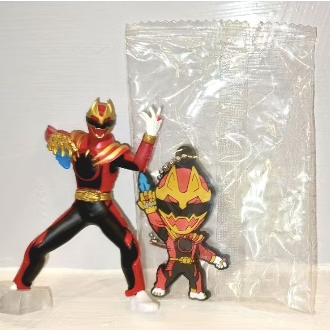 Sentai Gozyuger Gozyu Wolf โมเดล+พวงกุญแจ Gachapon แท้  มือ1-2 ขายคู่