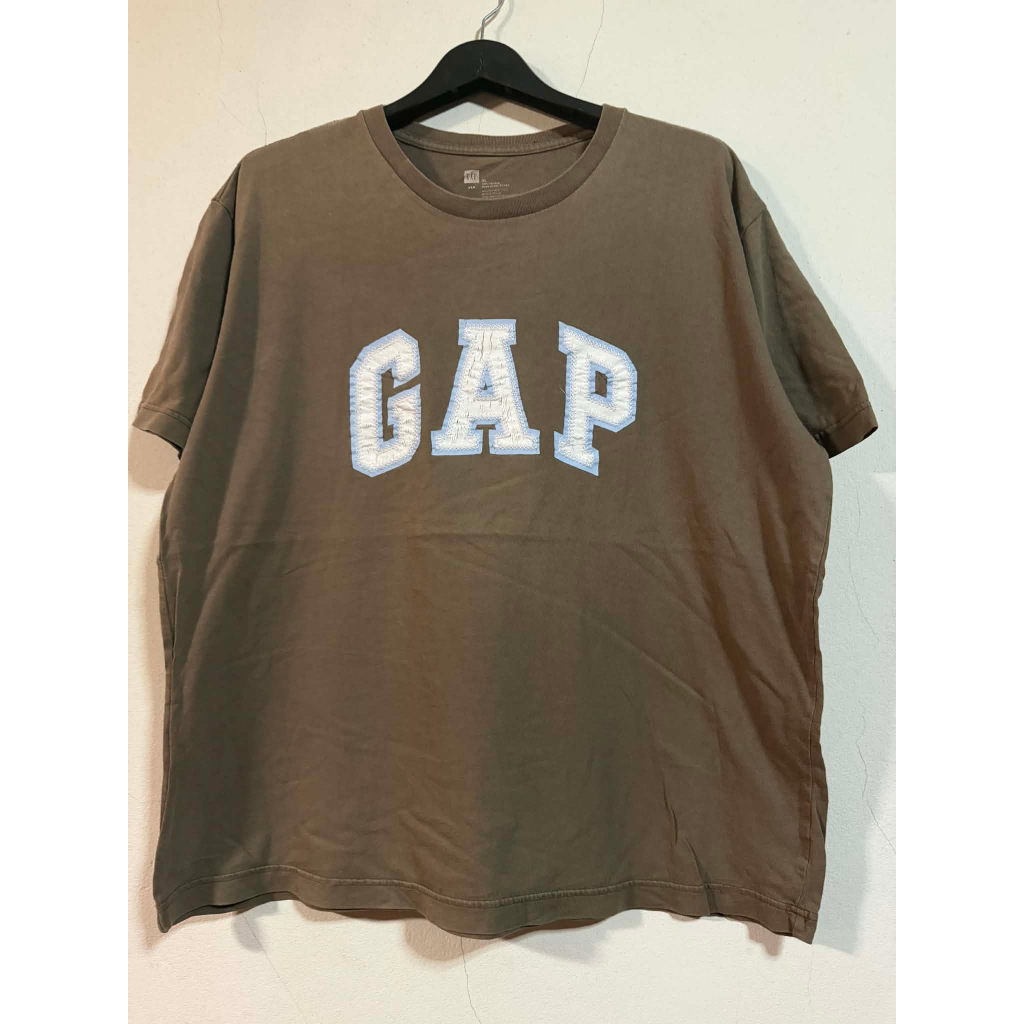 เสื้อยืด  คอกลม  GAP