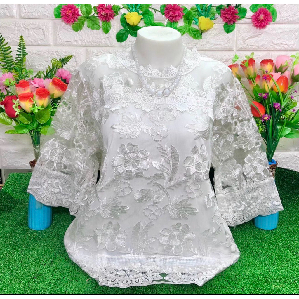 เสื้อผู้หญิงสีขาวล้วน เหมาะสำหรับใส่ทำบุญใส่ออกงานประเพณีต่างๆเนื้อผ้าใส่สบายไม่ระคายเคืองผิว