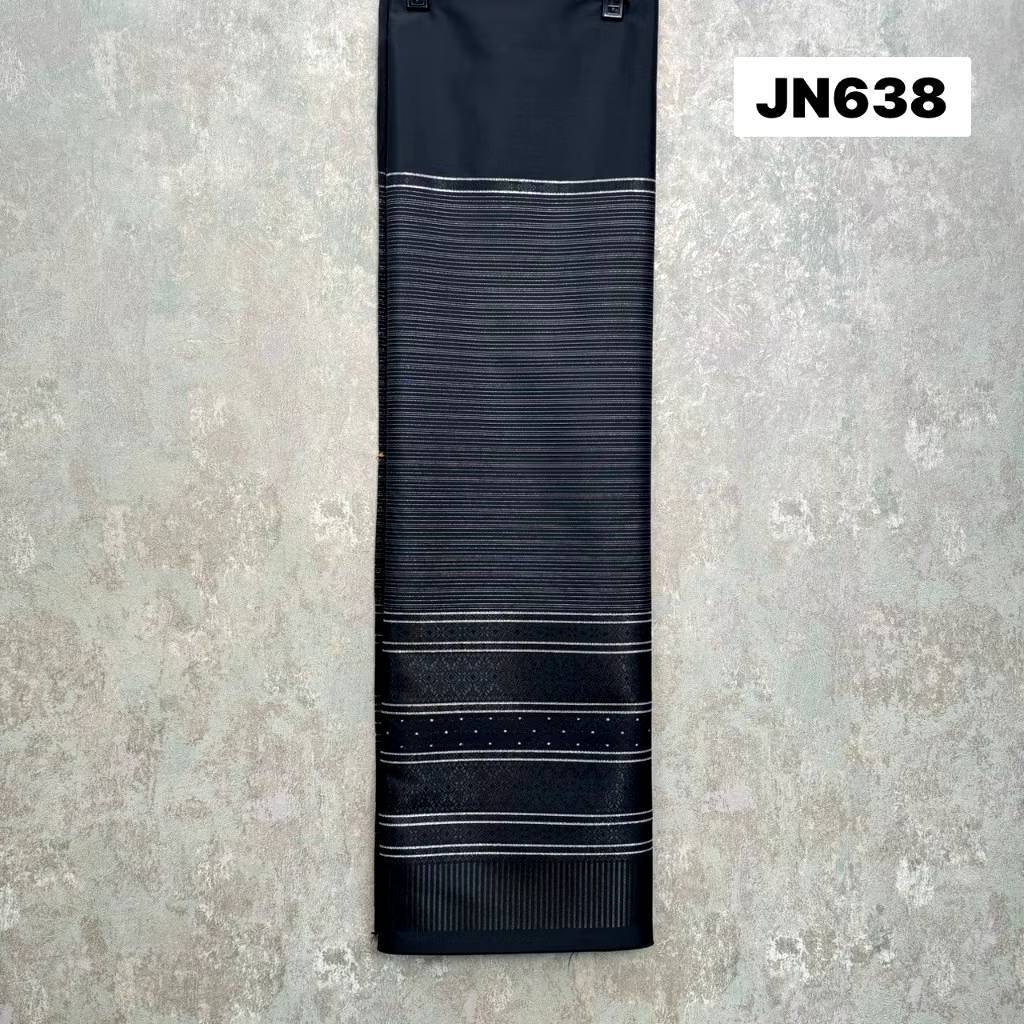 JN638 ผ้าไหมเเกมฝ้าย ทอลาย ยกดอกลำพูน ยกล้านนา ดำยกเงิน ขนาด 2 หลา