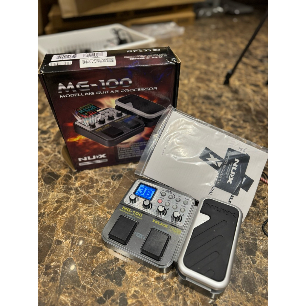 เอฟเฟคกีตาร์ NUX MG-100 Modelling Guitar Processor