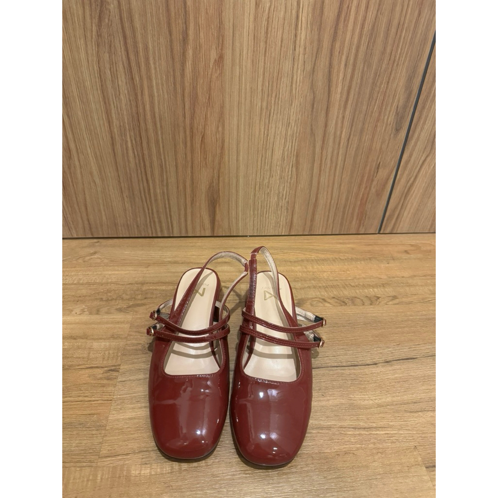 รองเท้าmarry jane มือ2 แบรนด์paris zoey size38