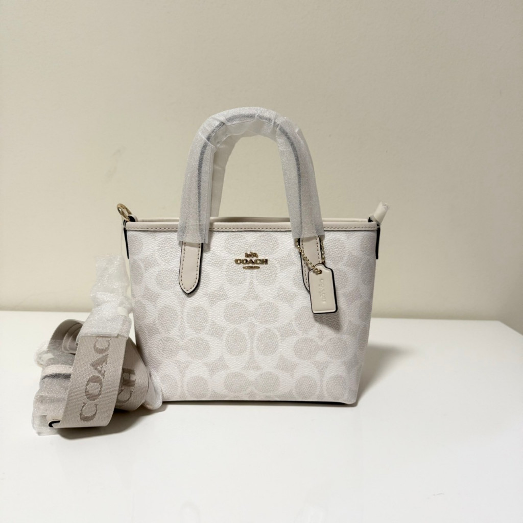 พร้อมส่งในไทย ของแท้ 100 % Coach City Mini Tote Bag In Signature Canvas ( Style No.CW032 )