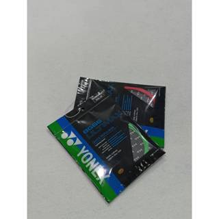 เอ็นYonex BG66 Ultimax เป็นเอ็นแบดมินตันขนาดเล็ก 0.65 มม