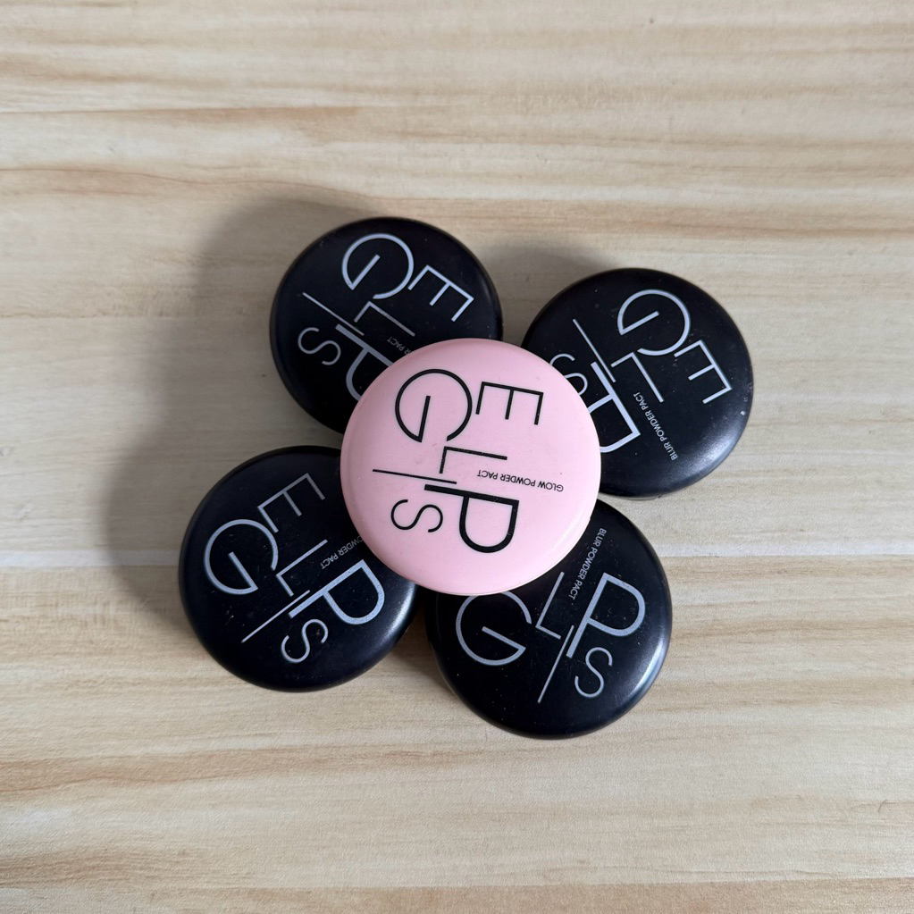 แป้งพัฟ eglips ใช้แล้ว สภาพ/ปริมาณตามรูป ไม่มีพัฟ ตลับไม่สวย ไม่มีฝารองพัฟ ขอคนรับได้