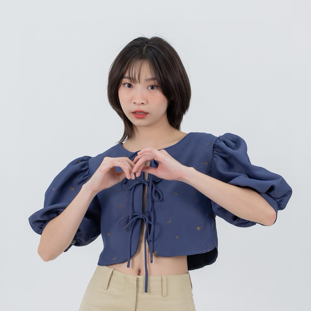 Joy mini moon&star เสื้อครอปแขนพองพิมพ์กลิตเตอร์ลายดาว