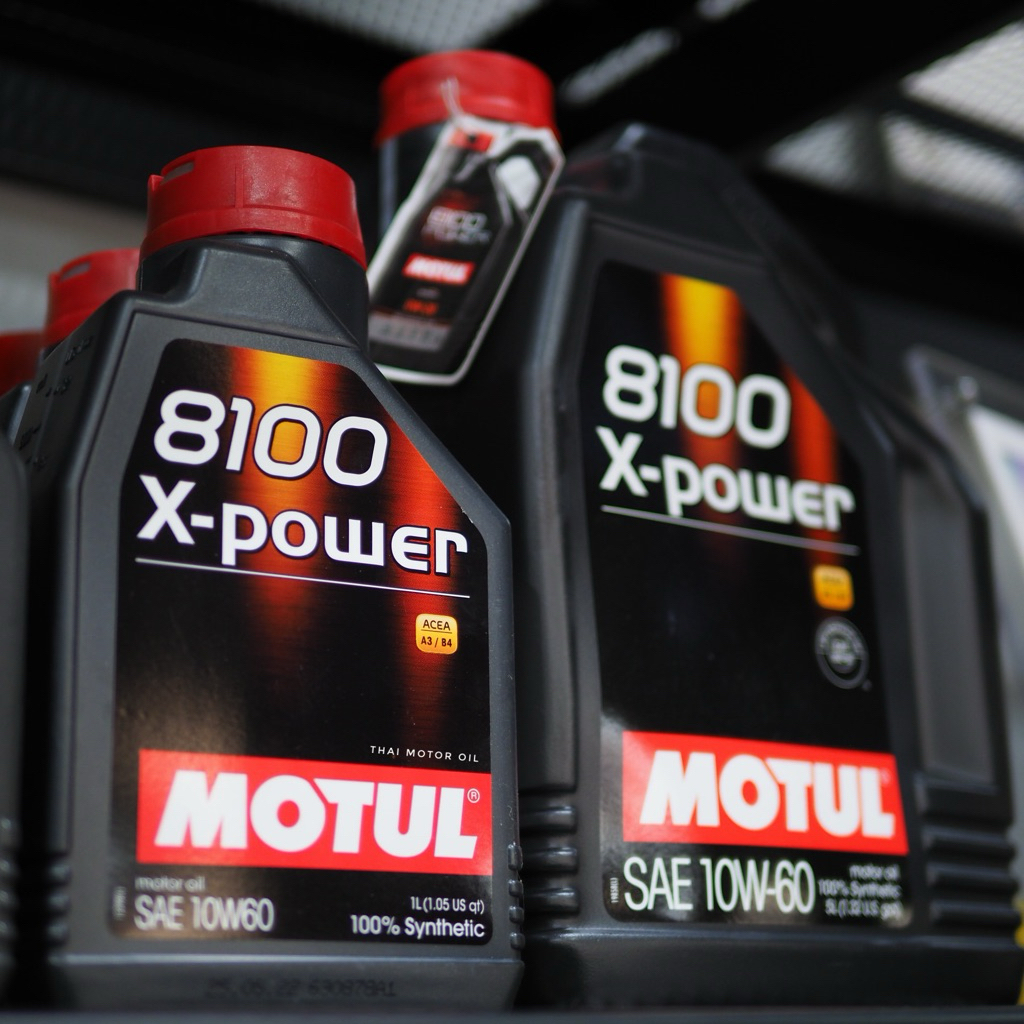 *แรงม้าสูง Super Car โดยเฉพาะ Motul 8100 X-power 10W-60
