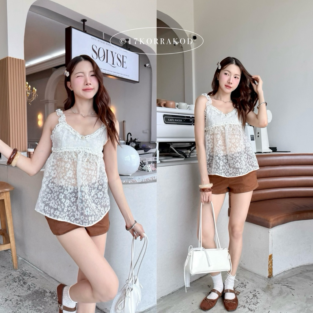 🌻เสื้อสายเดี่ยวแขนระบายผ้าตาข่ายปักดอกไม้ ดีเทลผูกหลัง น่ารักเซ็กซี่ (Somethingcute)