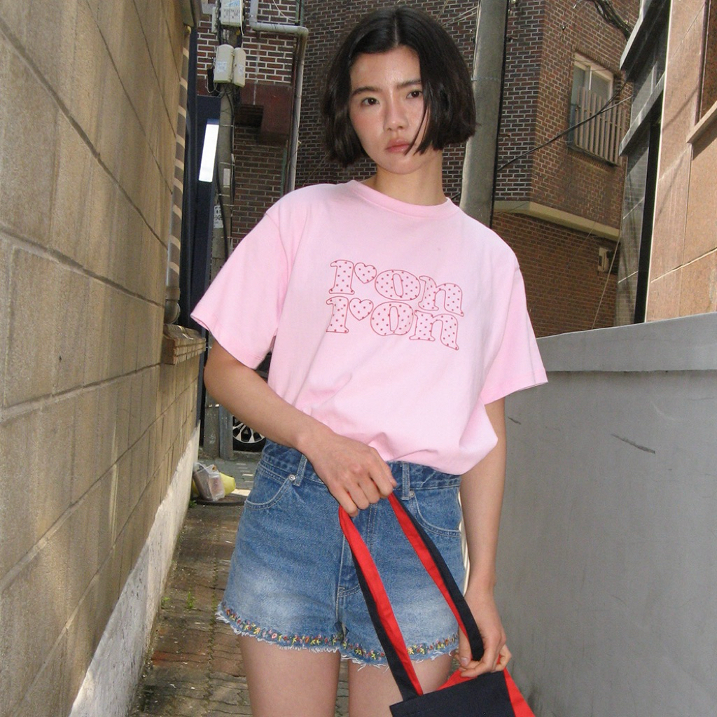 Ron ron t-shirt🤍  เสื้อยืดแบรนด์ดัง ลายสกรีนแบรนด์สุดฮิต งานชนช็อปแบรนด์ดังค่าา ผ้ายืดหยุ่น ทรงสวย