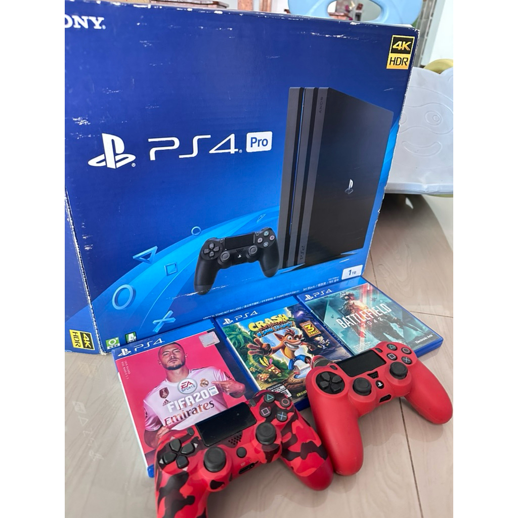 PS4 Pro 1TB มือสองสภาพสวย