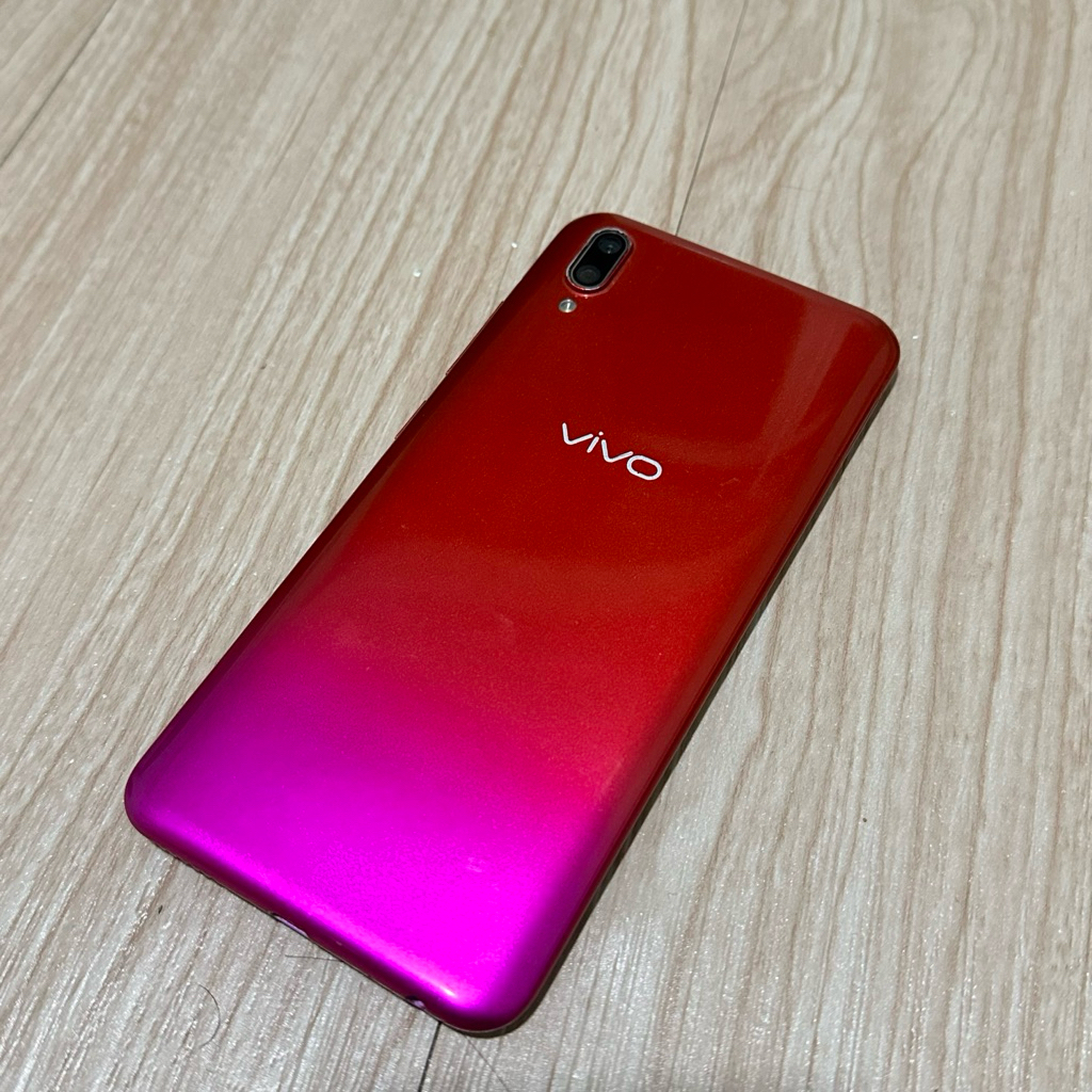โทรศัพท์มือสอง Vivo Y93s งานช่าง ซ่อมต่อคุ้มๆ เปลี่ยนจออย่างเดียวใช้งานได้เลยไม่ติดล็อค
