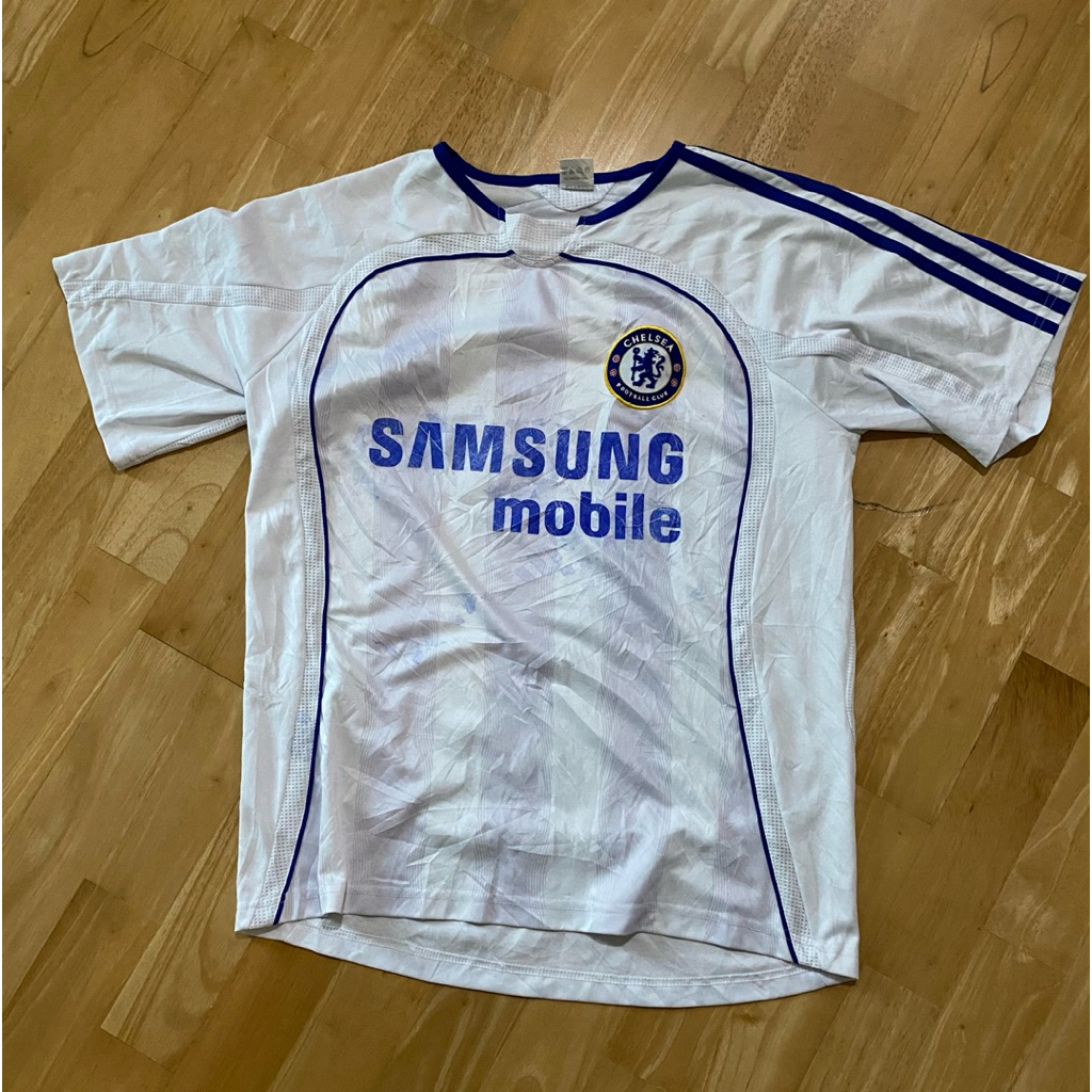 เสื้อบอลChelsea(ตัวที่2)