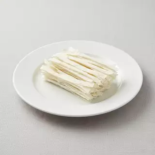 โอคาชิปลาเส้นใหญ่รสปูอัด&ออริจินอล 150 กรัม (ใช้คูปองส่งฟรีสูงสุด 40 บาท)