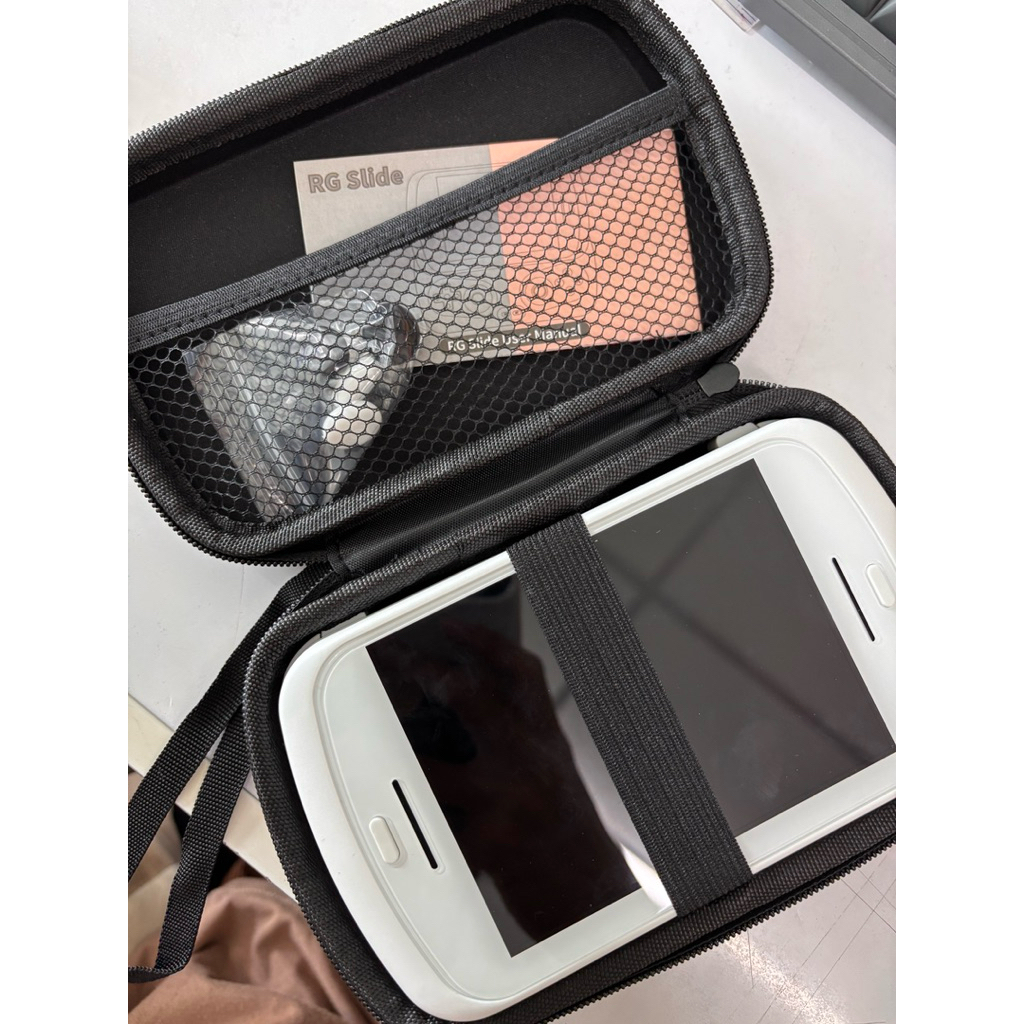 ❗️❗️มือสอง  มีของแถมAnbernic RG Slide เครื่องเกม พกพา ระบบ Android 13 หน้าจอ 4.7 นิ้ว 120Hz รองรับเก