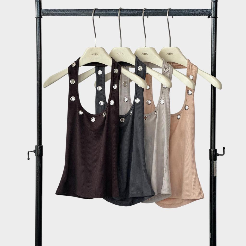 Atipashop - Hotlink Halter Top เสื้อคล้องคอผ้าร่อง ดีเทลตอกหมุด