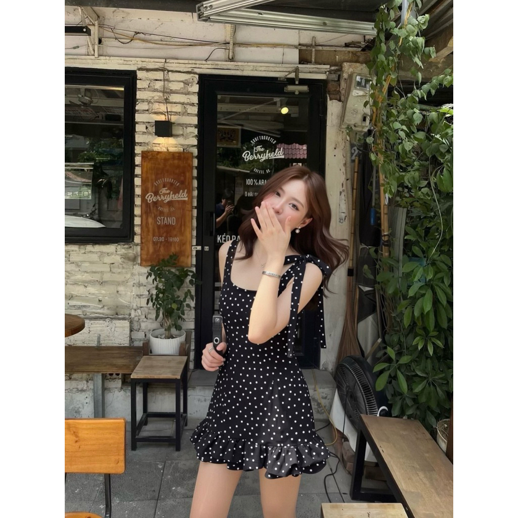 POLKA DOT MINI DRESS ชุดมินิเดรส สายเดี่ยว ลายจุด