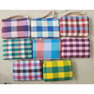 กระเป๋า​สี่เหลี่ยมมีสายคล้องลายผ้าขาวม้าฟรีป้ายคาด