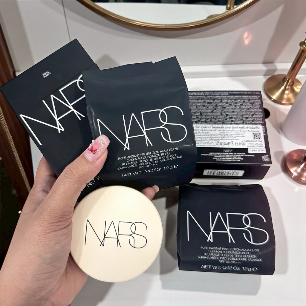 Nars คุชชั่น Pure Radiant Protection Aqua Glow Cushion Foundation SPF 50 PA+++ มีสีให้เลือก