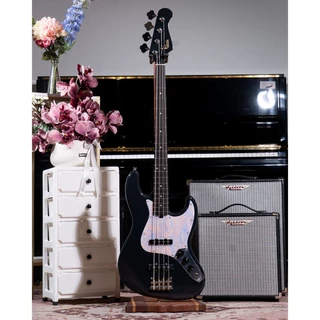 Gusta Roadster J325-4 เบสไฟฟ้า 4 สาย ประกันศูนย์ Music Arms